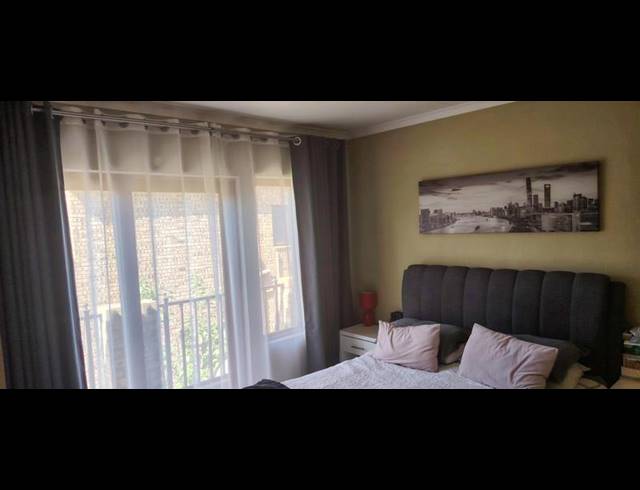 2 BEDROOM TOWNHOUSE FOR SALE IN WILLOWBROOK